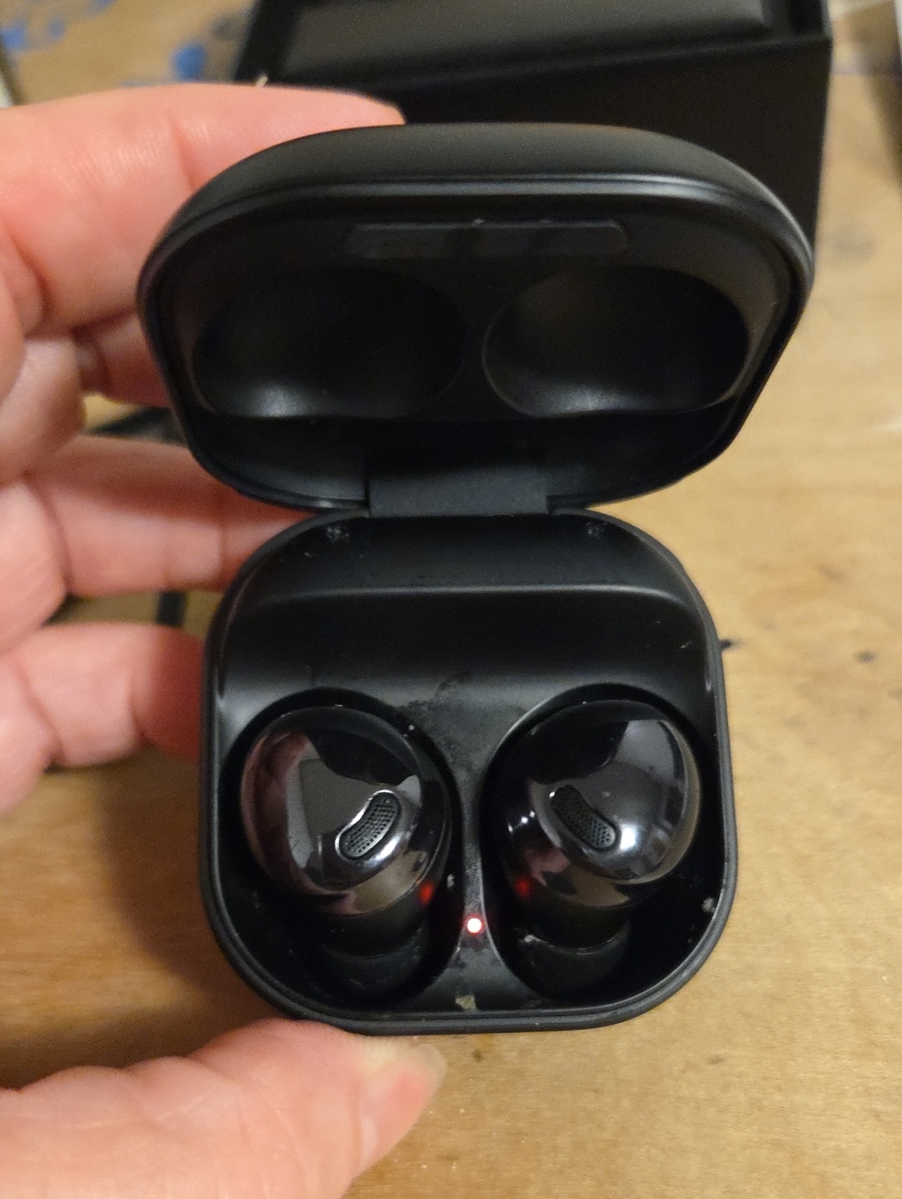Samsung Galaxy Buds Pro Earbuds - Picture 3 of 7
